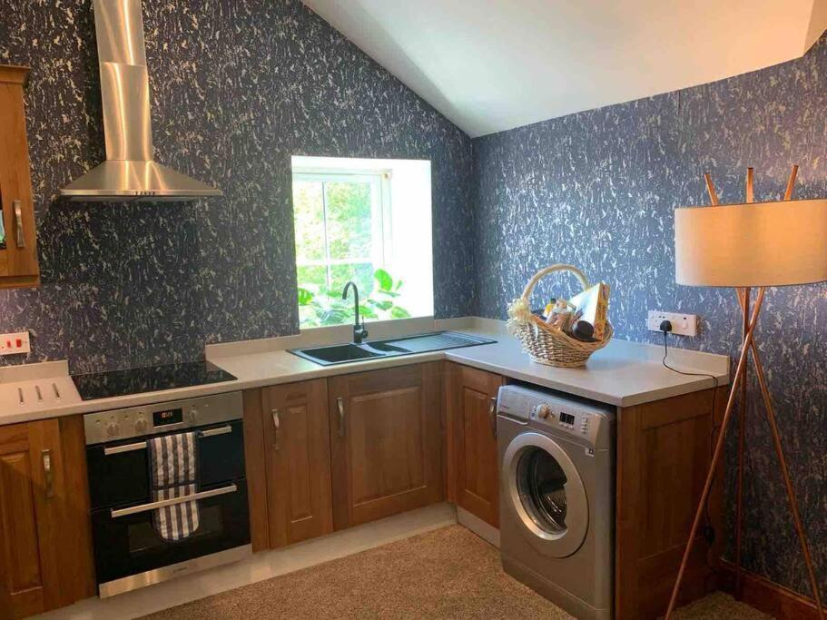 Chandlers Apartment Ascog Екстериор снимка